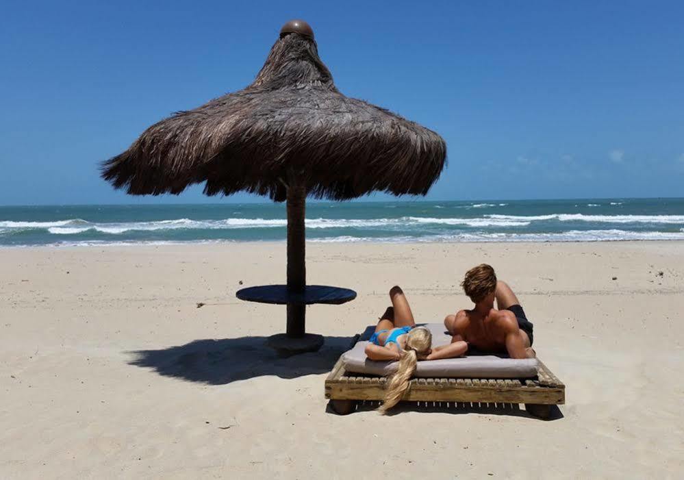 Hotel Rede Beach Траири Екстериор снимка